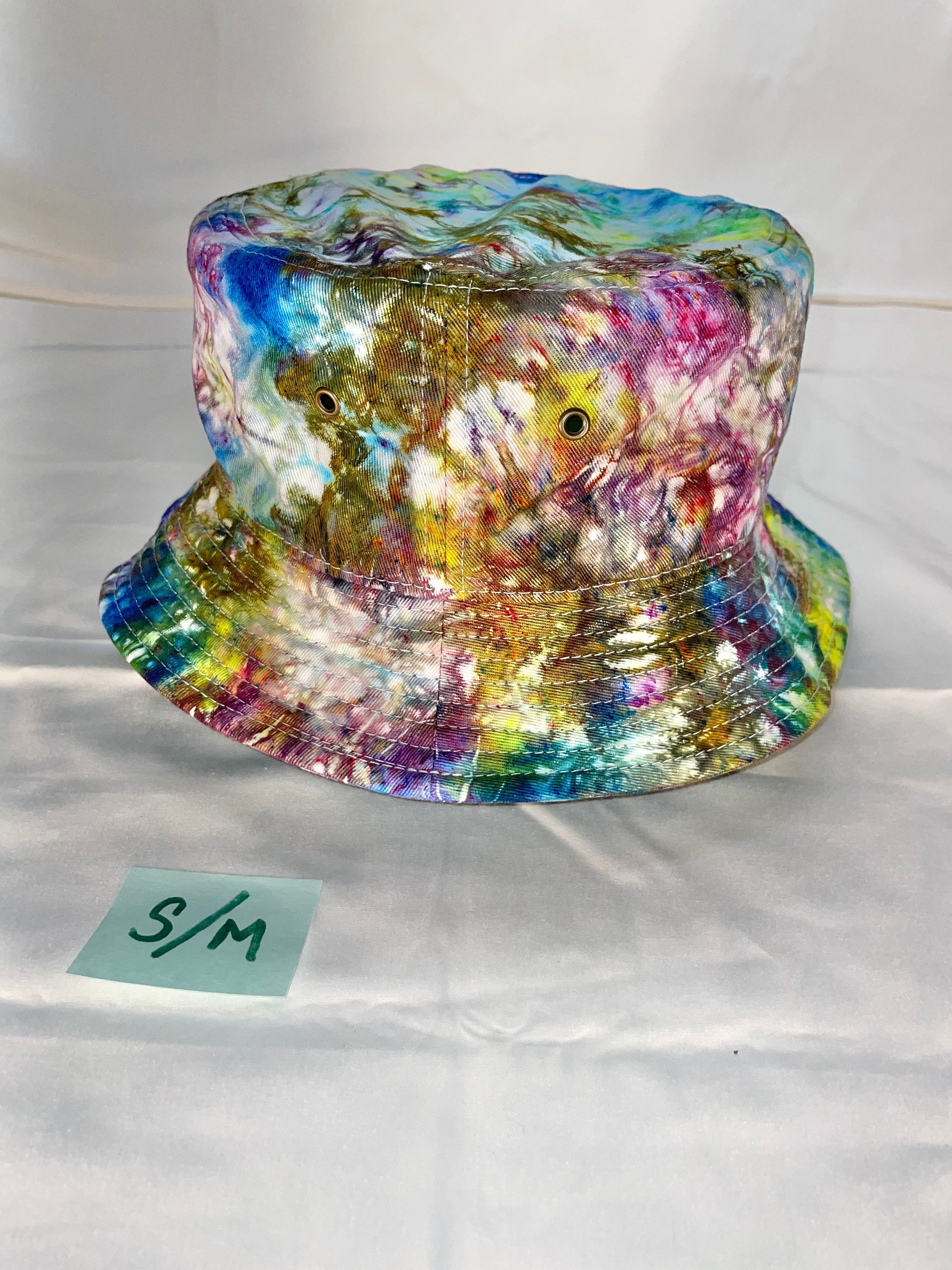 S/M Short Brim Tiedye Bucket Hat