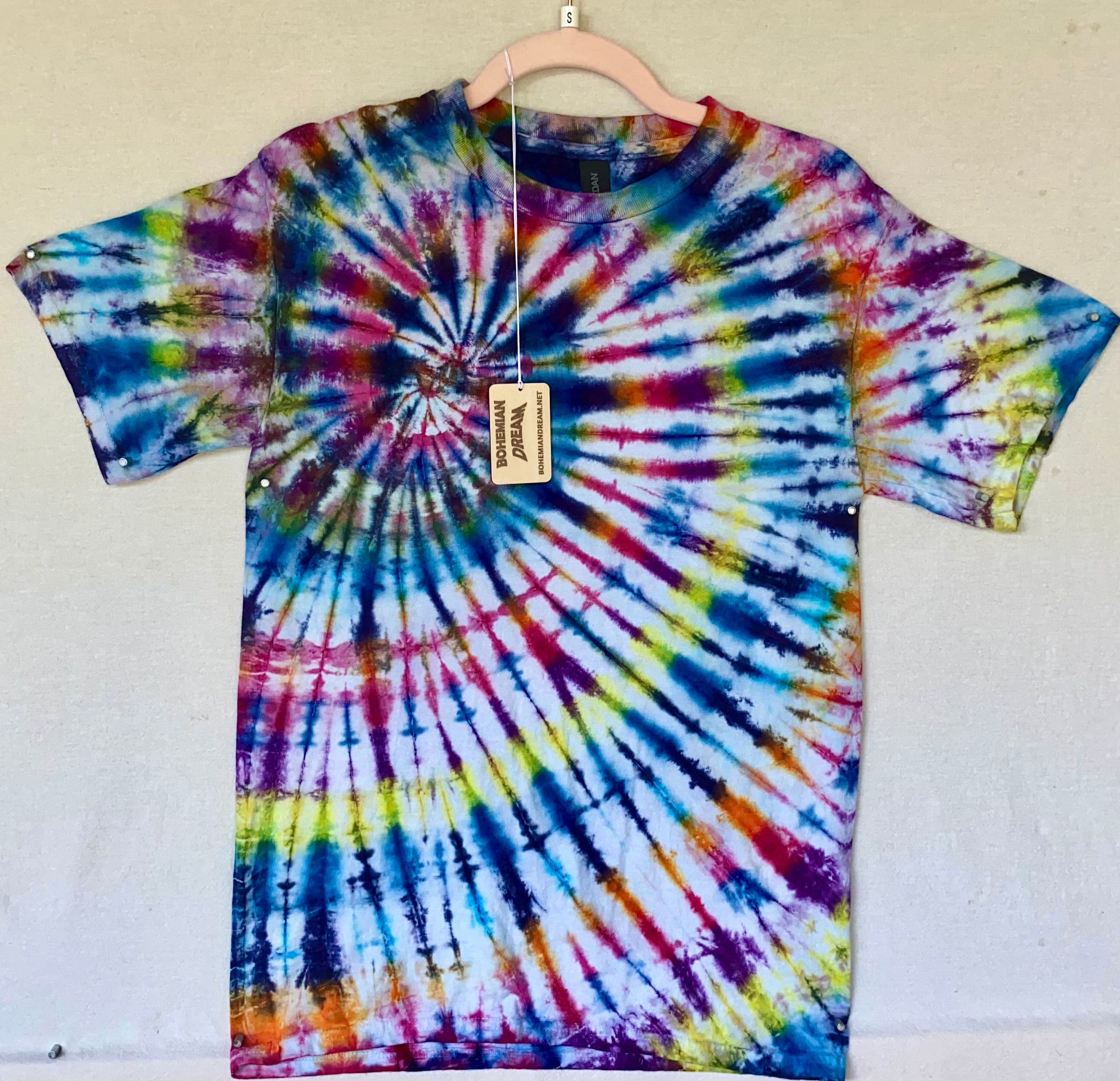 S gildan spiral tie-dye