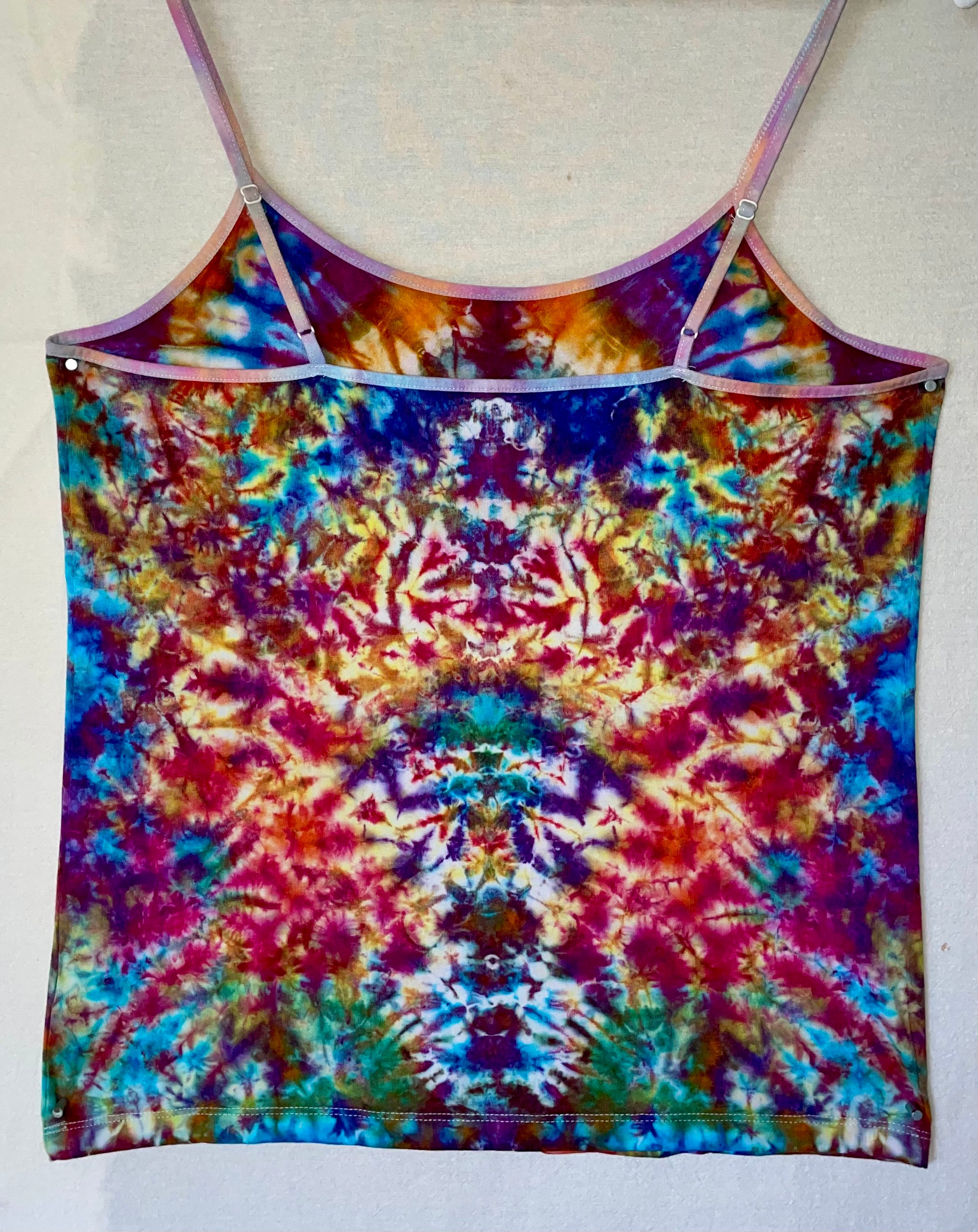 L TIME AND TRU tie-dye