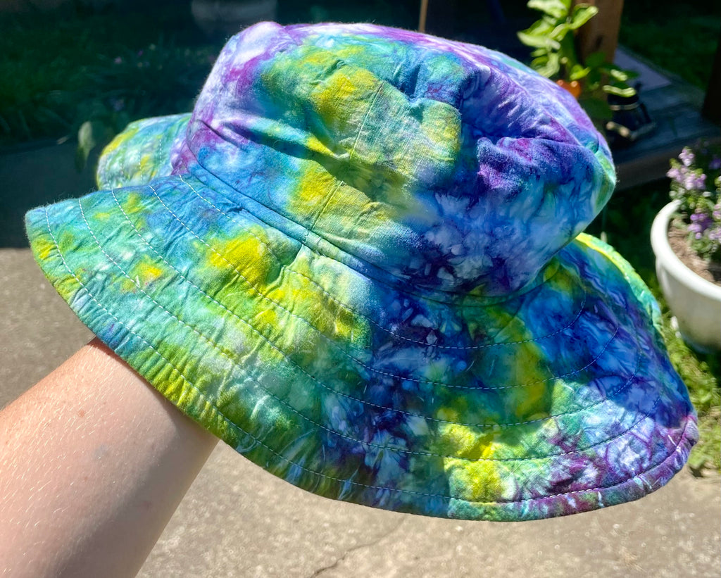 XL Tie-Dye Bucket Hat