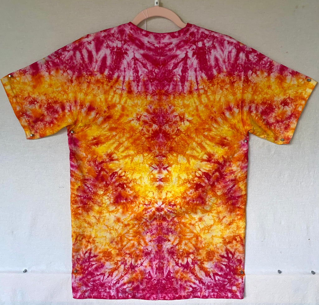 M GILDAN heart tie-dye