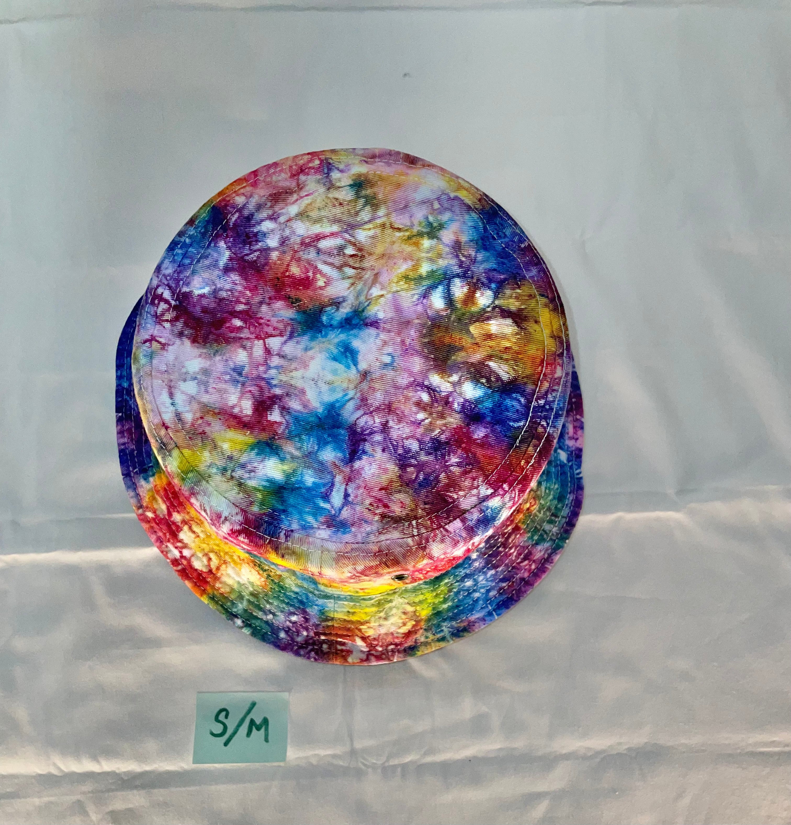 S/M Short Brim Tiedye Bucket Hat