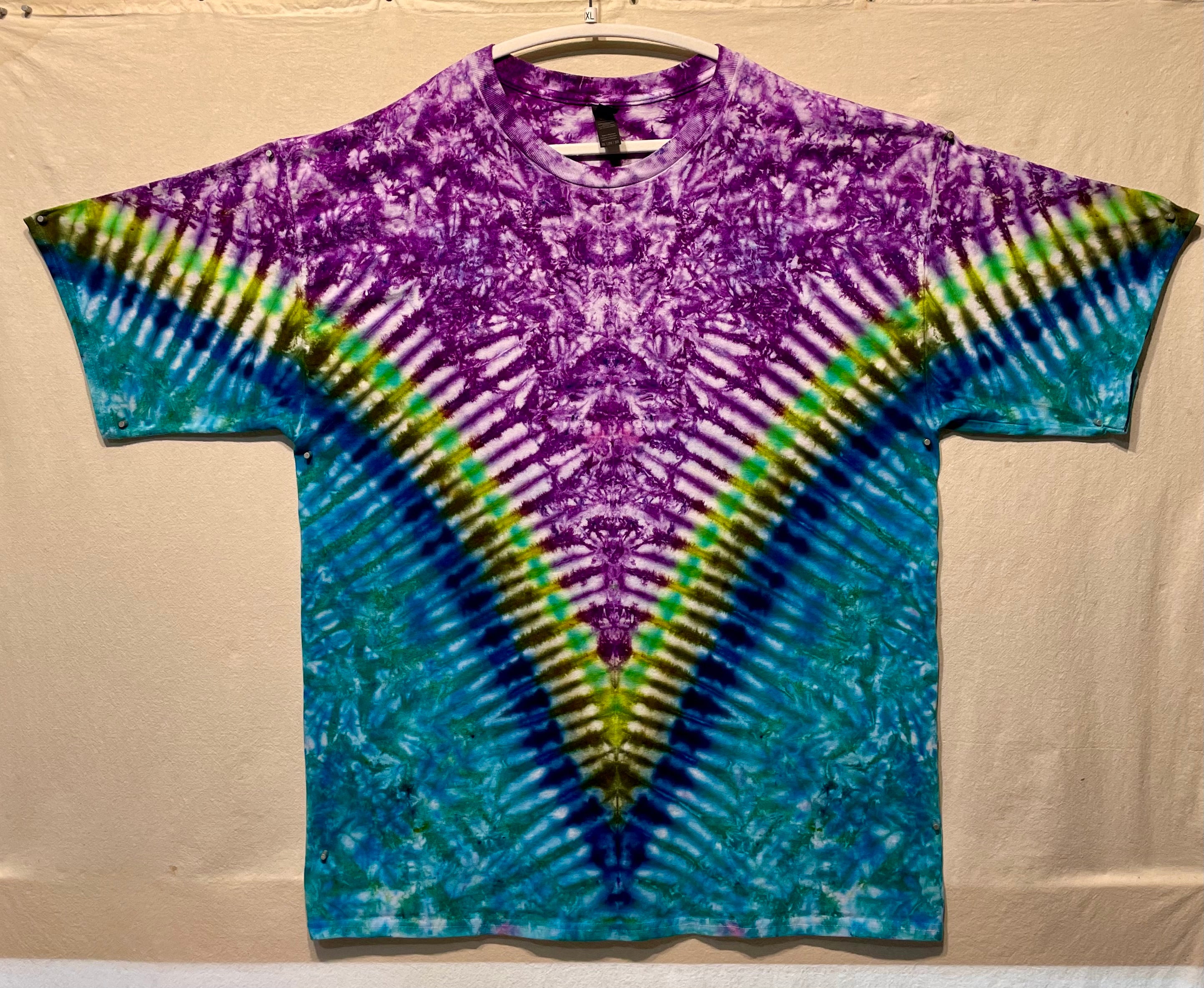 2XL V Tie-Dye GILDAN T-Shirt