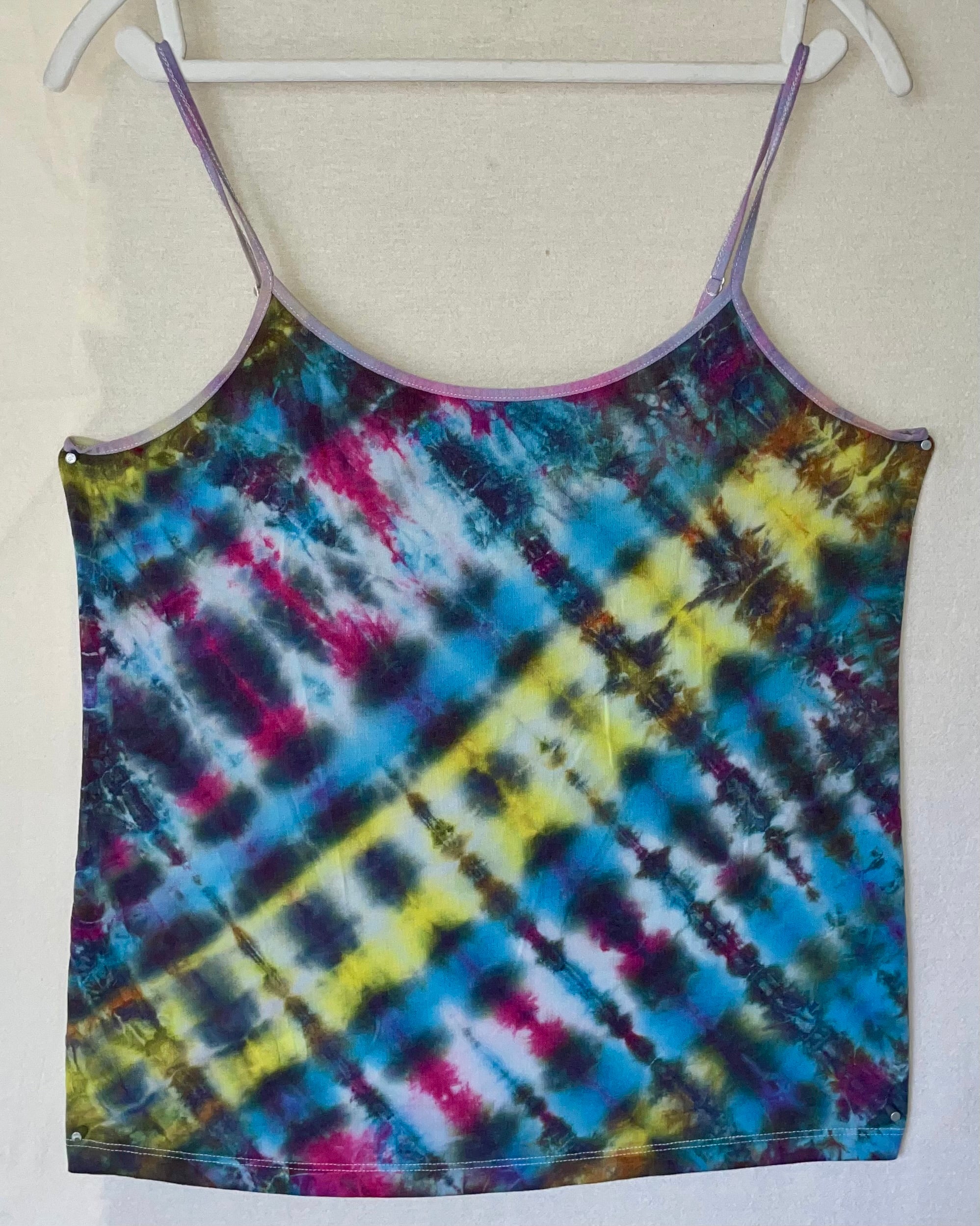 L TIME AND TRU tie-dye