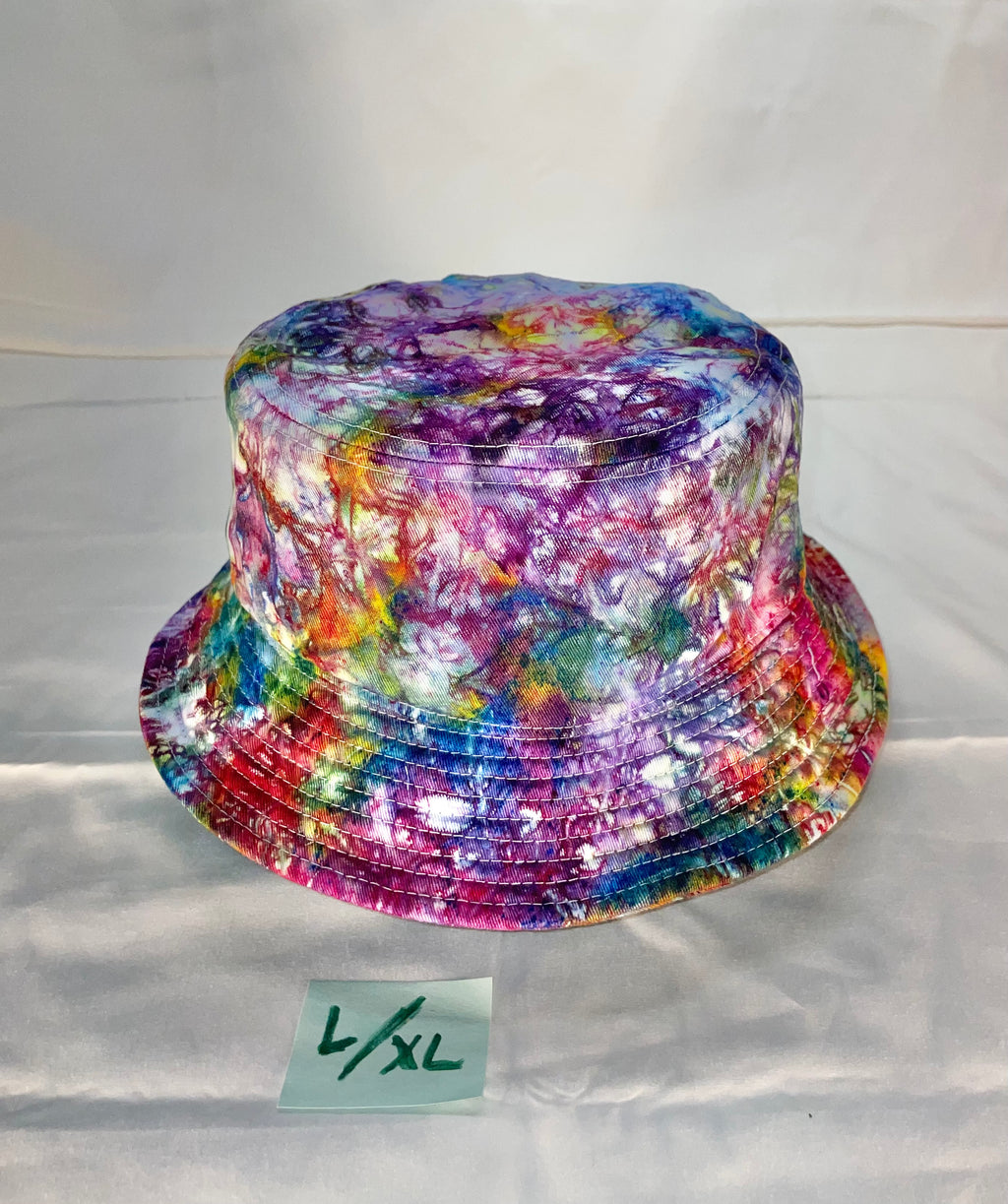 L/XL Short Brim Tiedye Bucket Hat