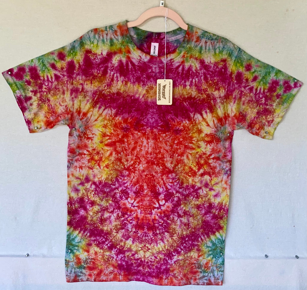 M GILDAN heart tie-dye