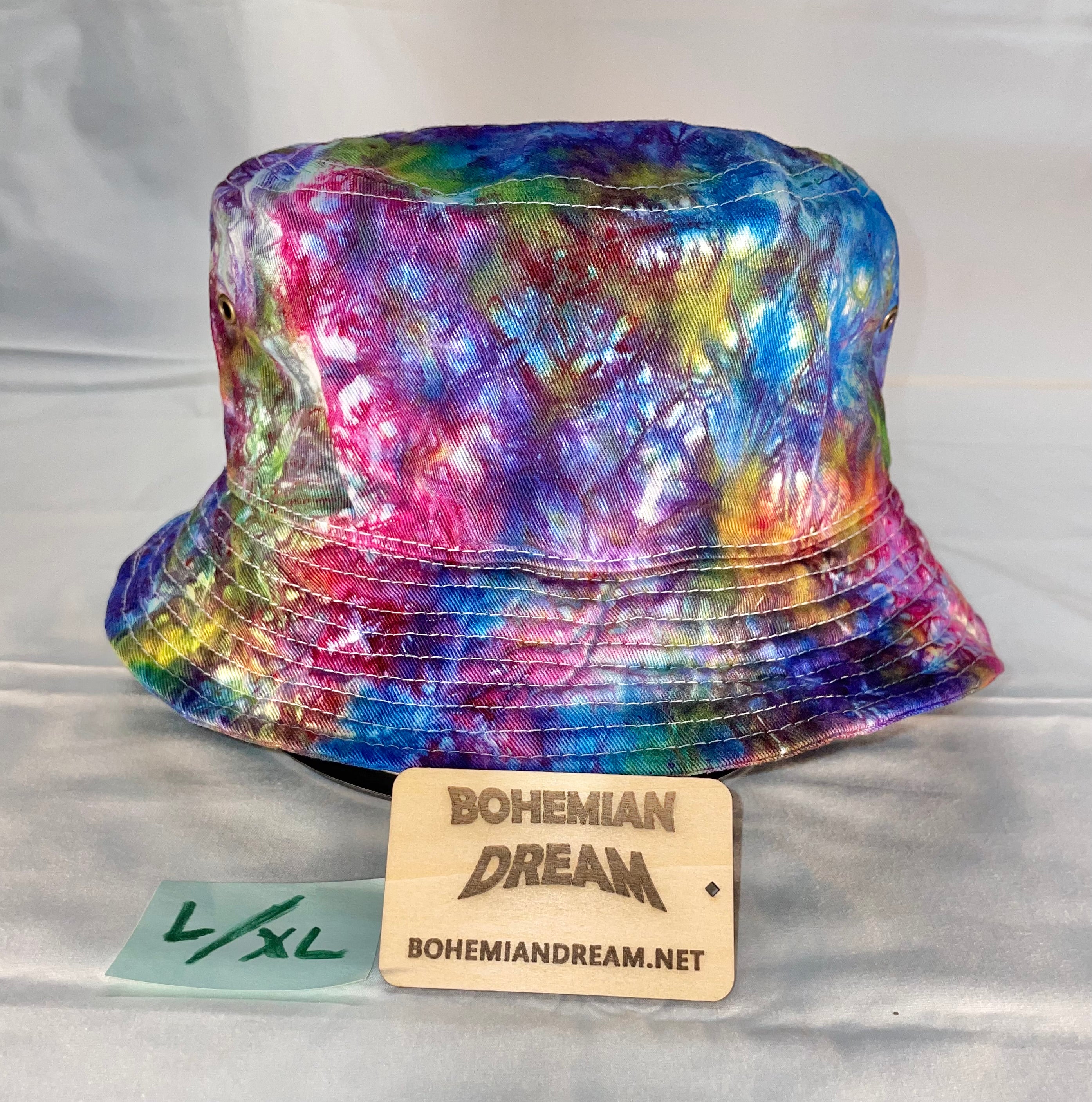 L/XL Short Brim Tiedye Bucket Hat