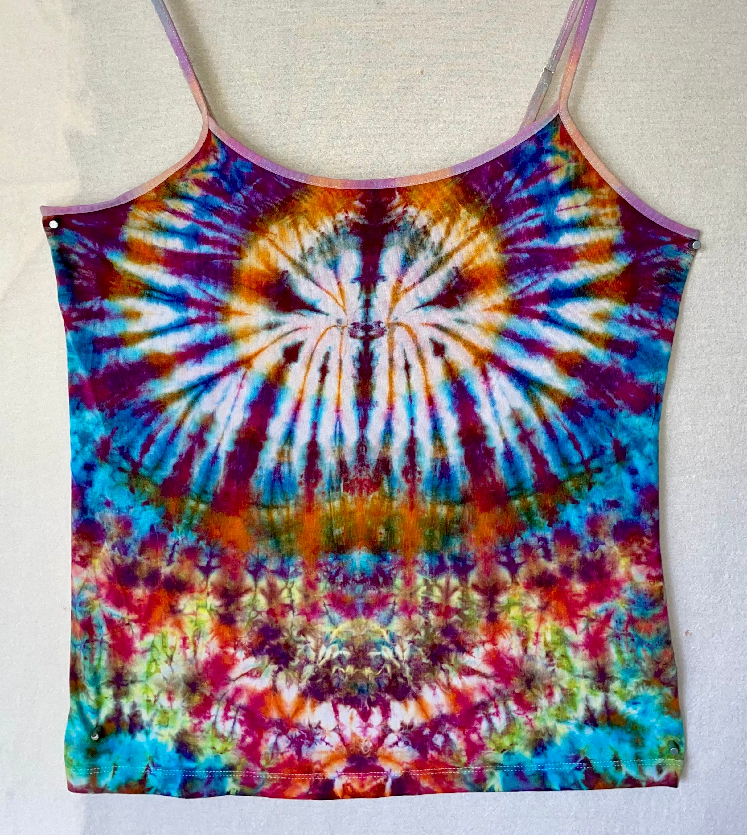L TIME AND TRU tie-dye
