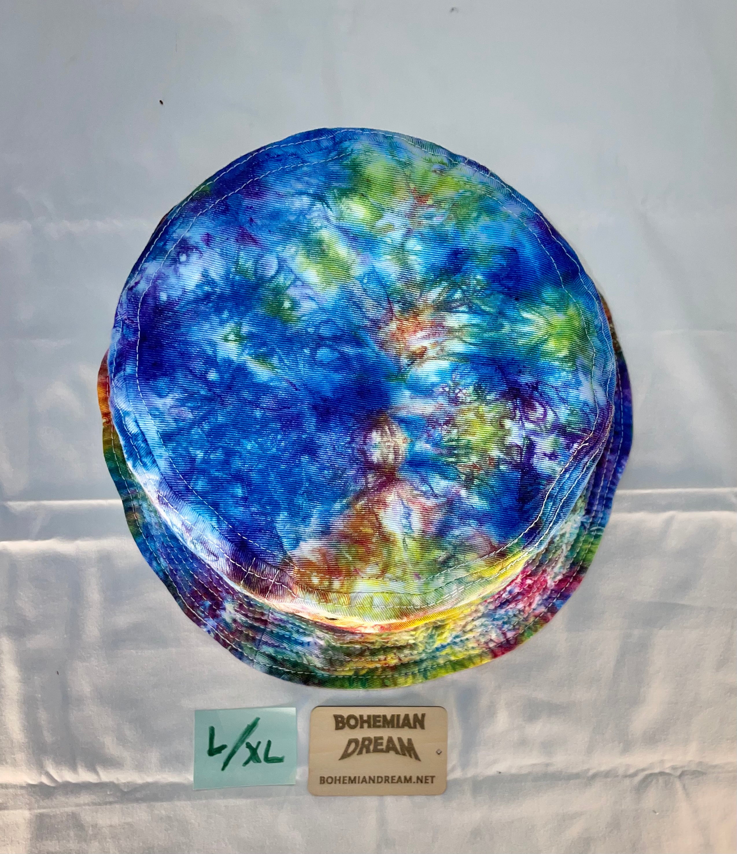 L/XL Short Brim Tiedye Bucket Hat