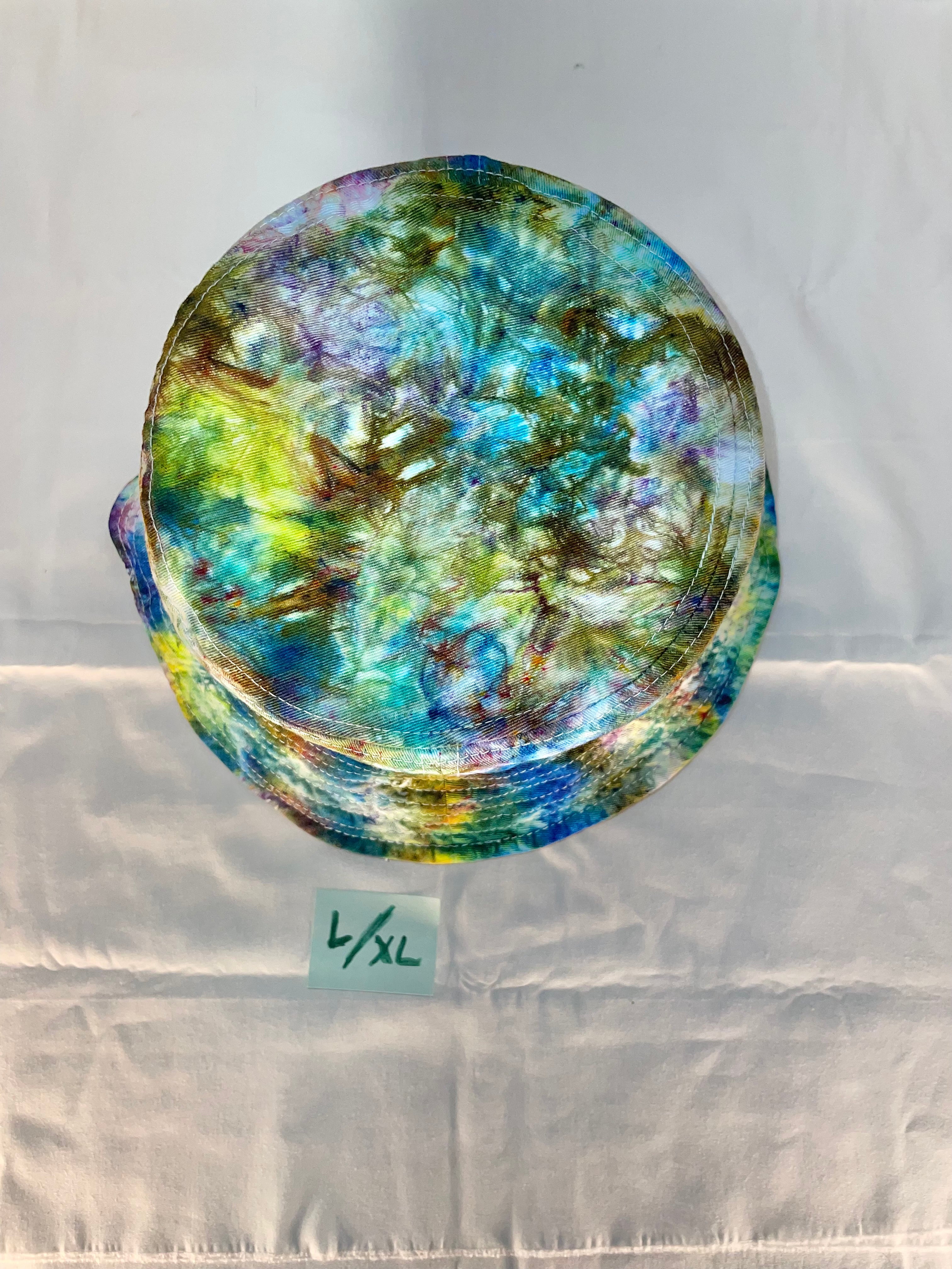 L/XL Short Brim Tiedye Bucket Hat