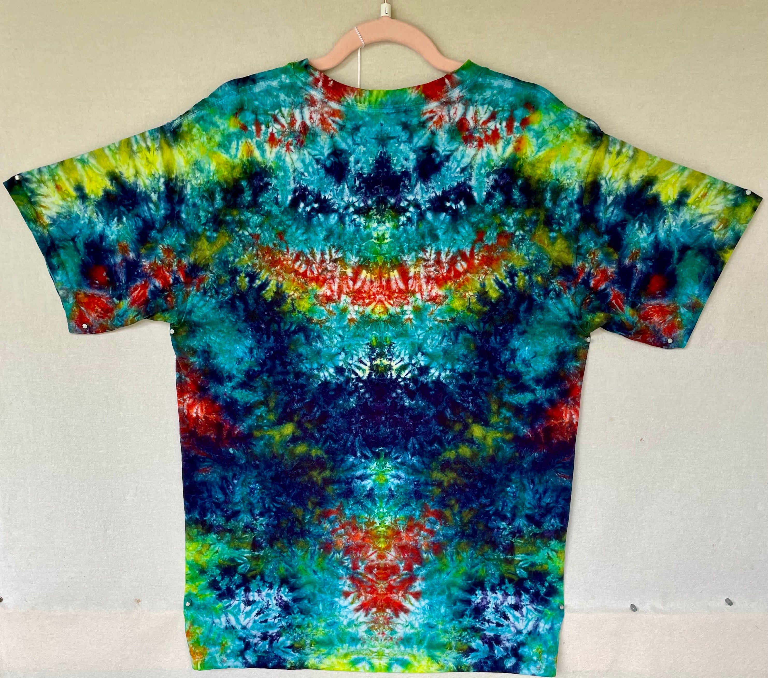 L GILDAN tie-dye