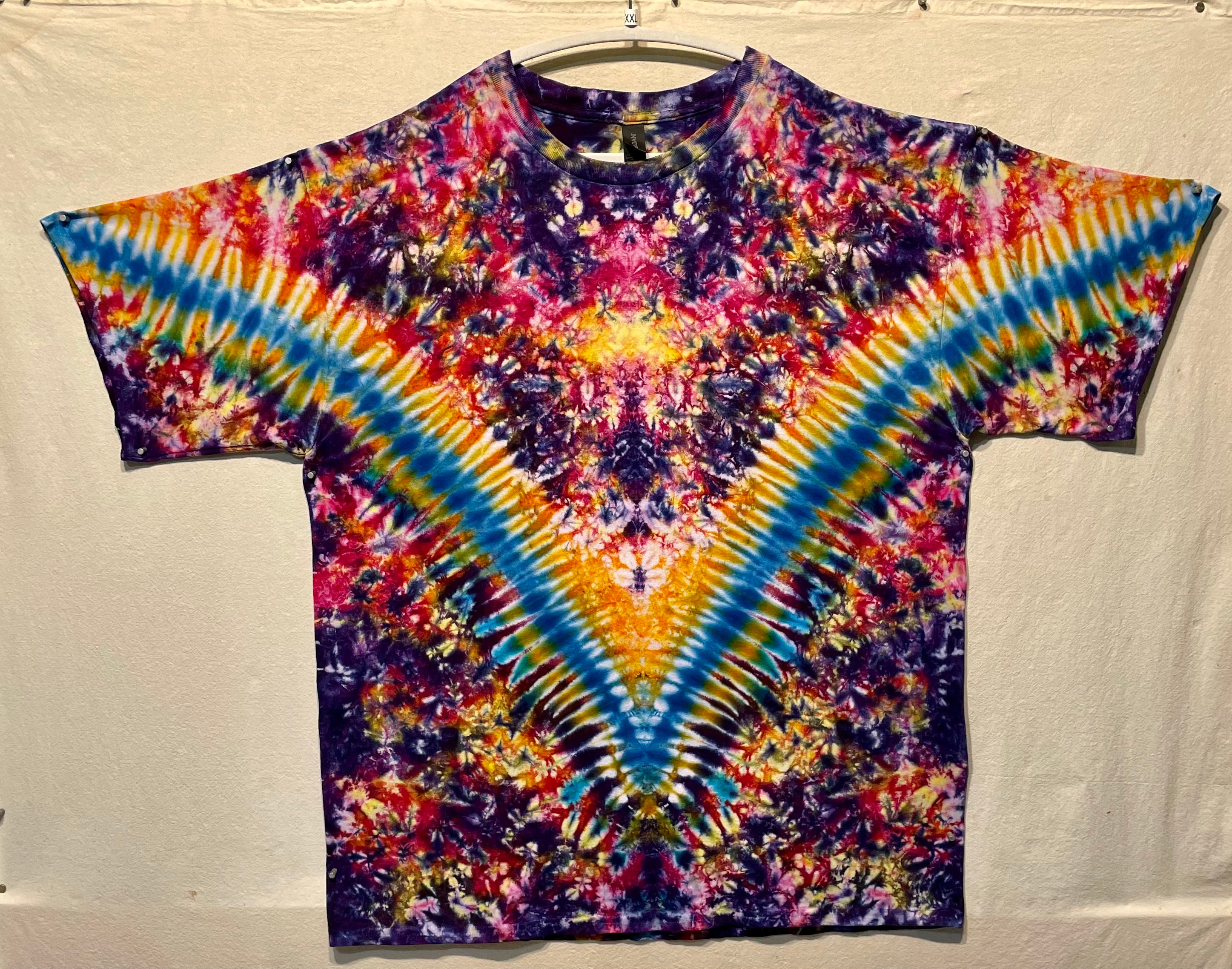 2XL V Tie-Dye GILDAN T-Shirt