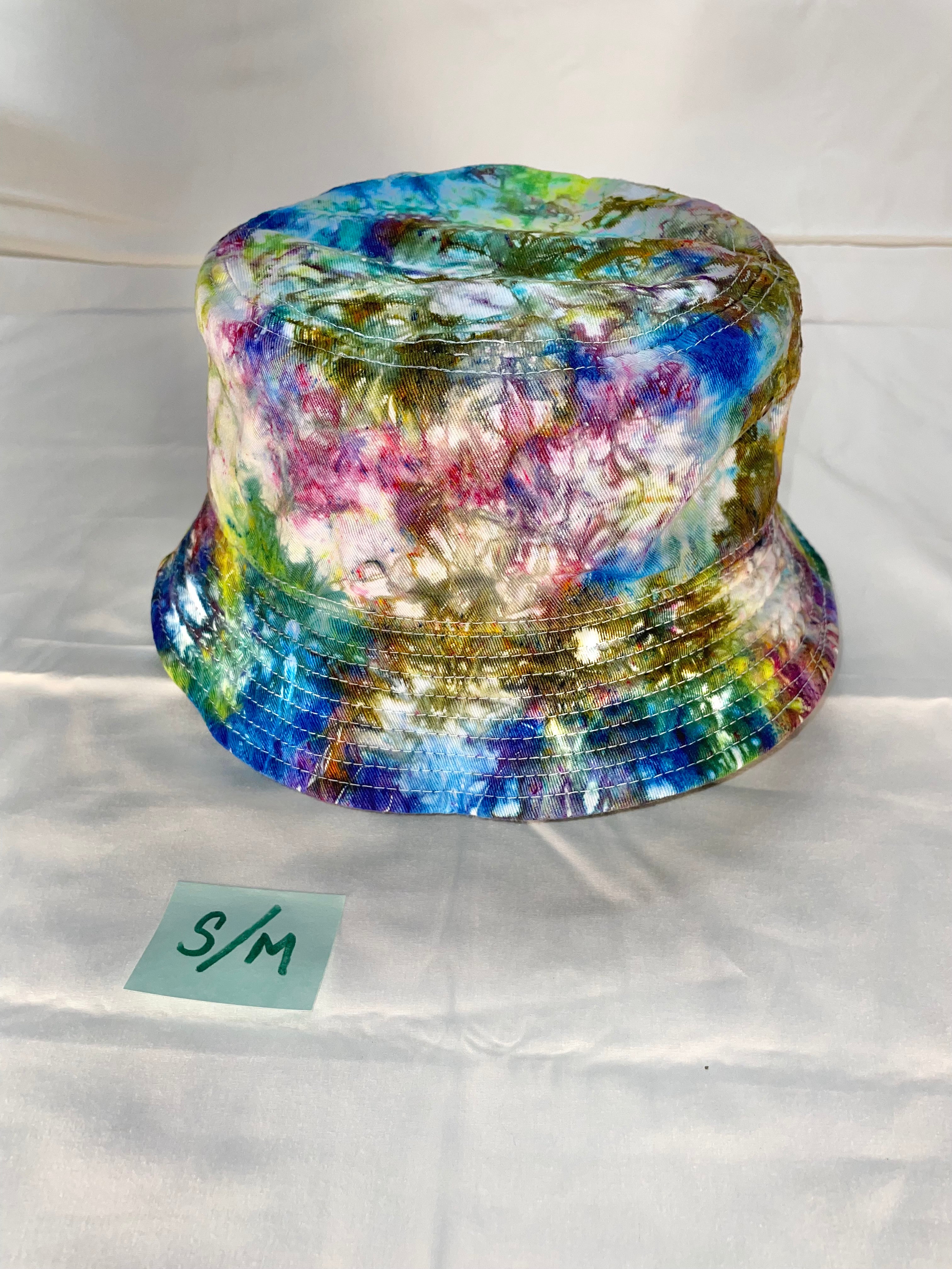 S/M Short Brim Tiedye Bucket Hat