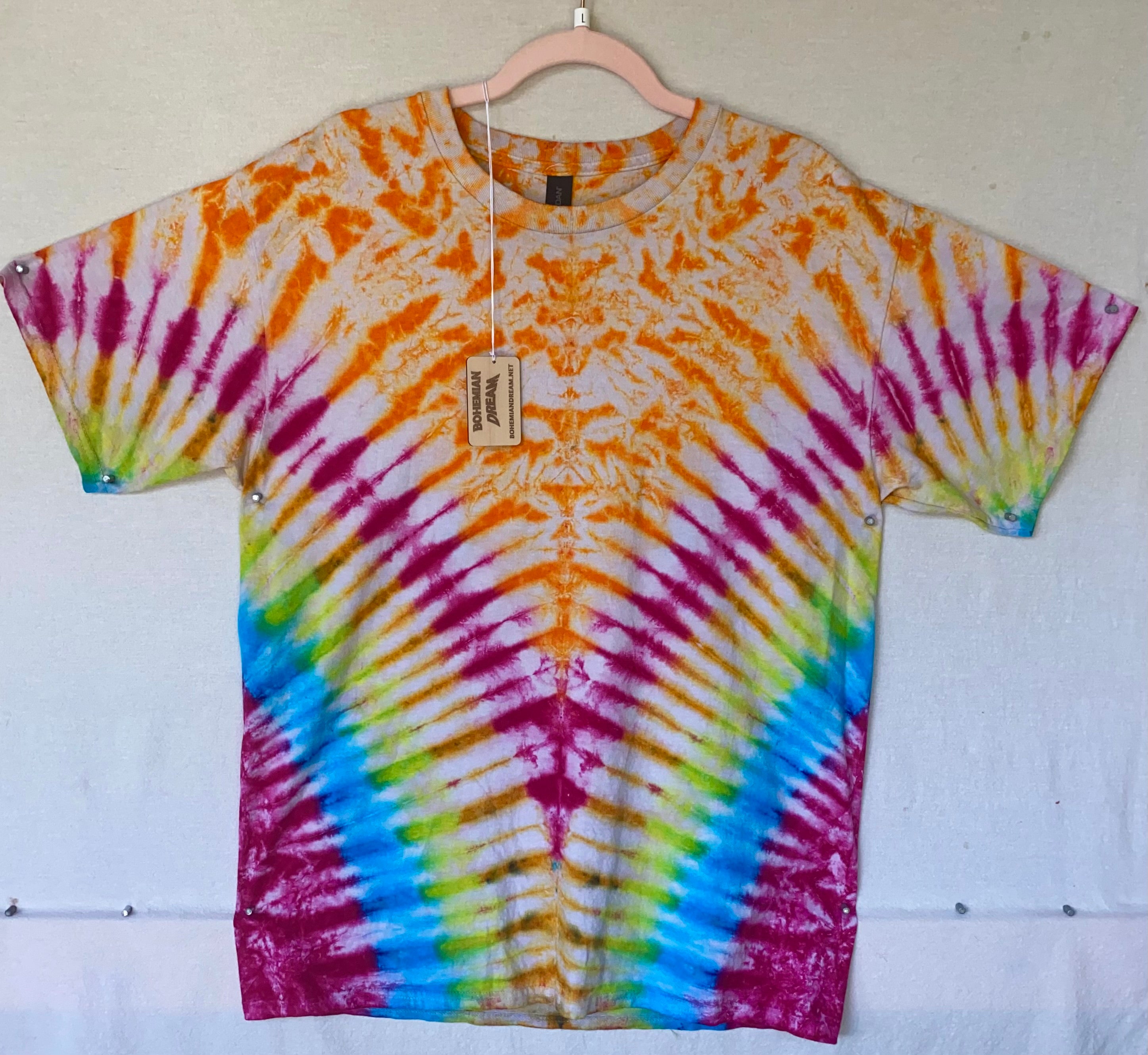 L GILDAN V tie-dye
